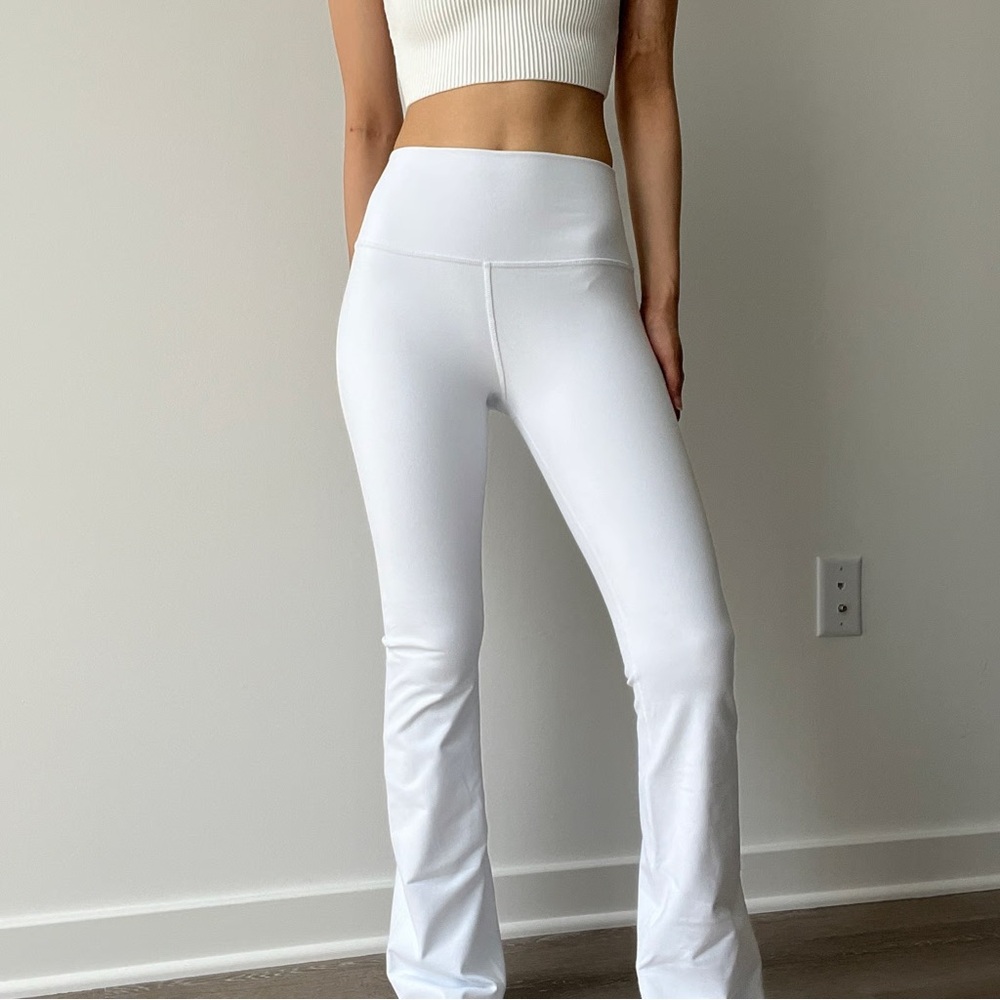 ALO Yoga White Apparel